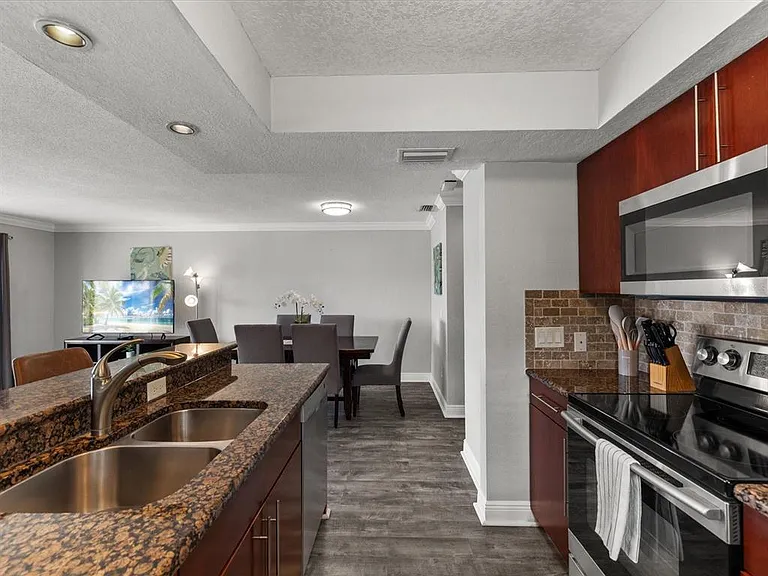 185 Brightwater Dr #5 — Photo 25