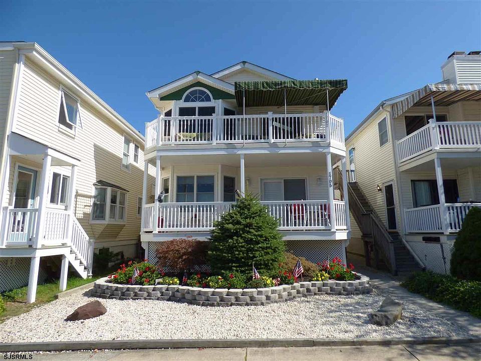 1st image of 1707 Haven Ave #2
