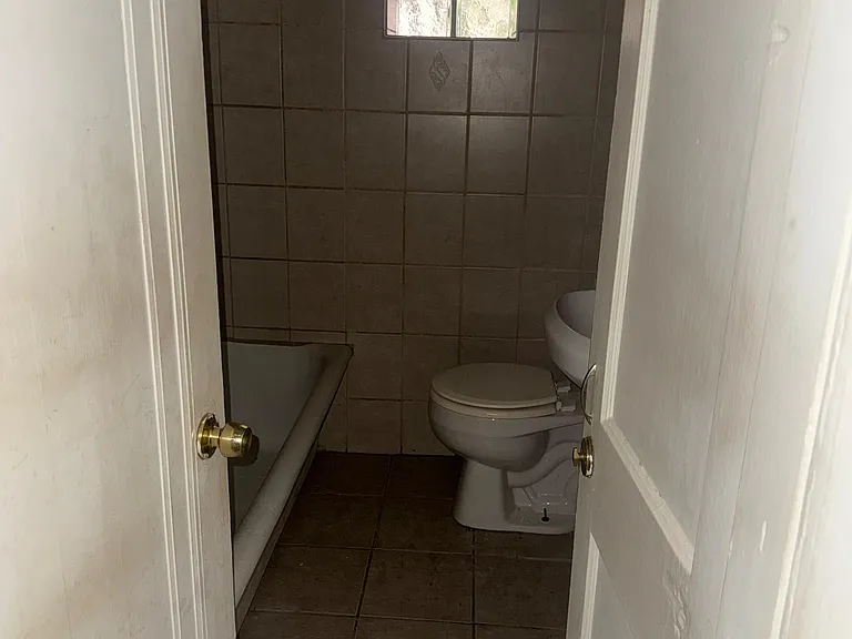 3738 Sylvan Pl — Photo 14