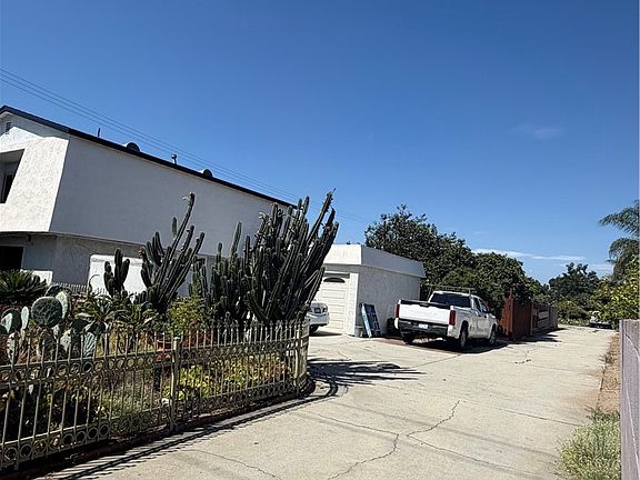 2nd image of 12407 Elliott Ave