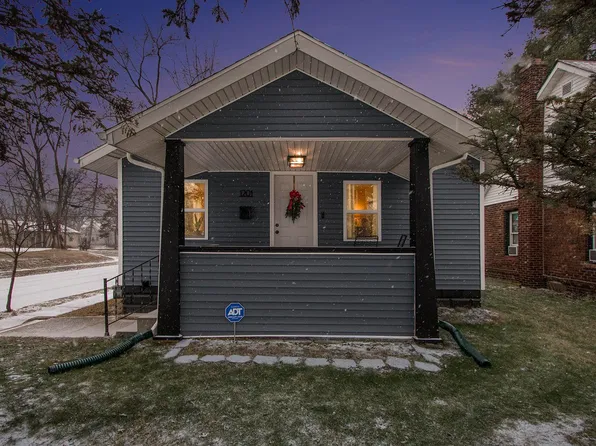 1201 Miner St, South Bend, IN 46617