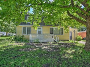 302 E Seiberling St, Blue Mound, IL 62513