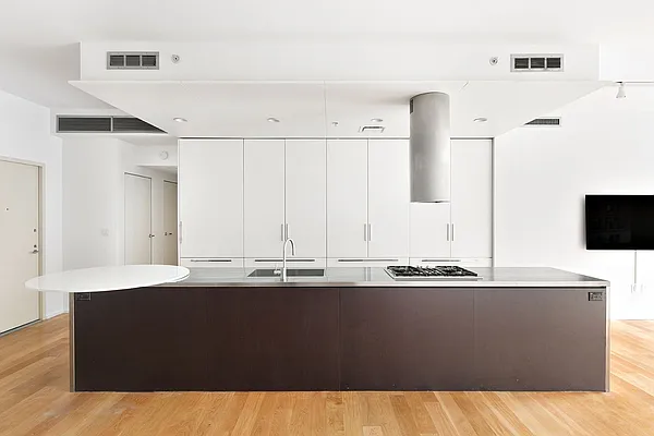 Sold by Compass | media 5