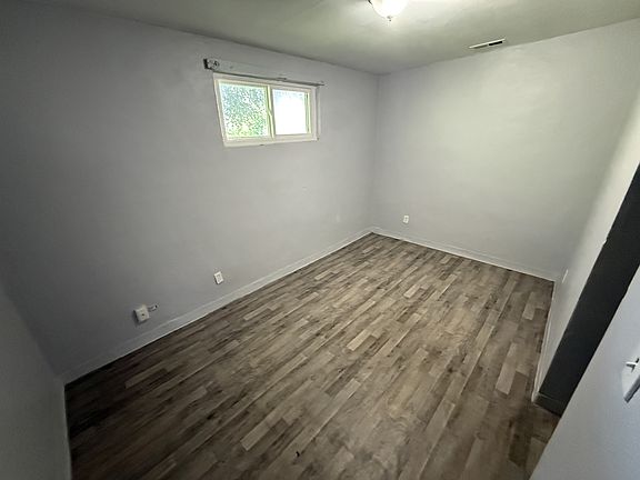 4th image of 1296 Preston St
