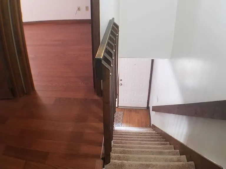 1010 Buffalo St #3 — Photo 15