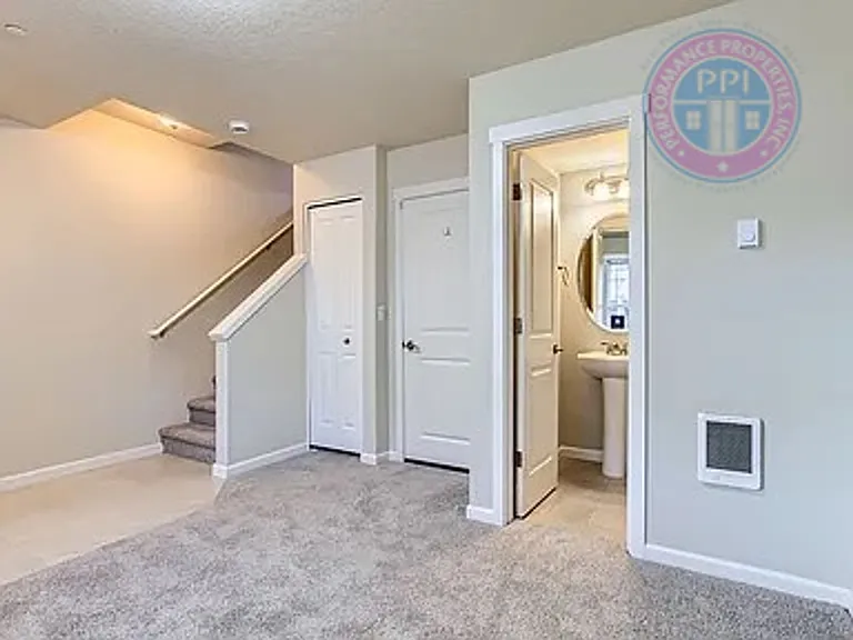 17067 SW Jean Louise Rd — Photo 13