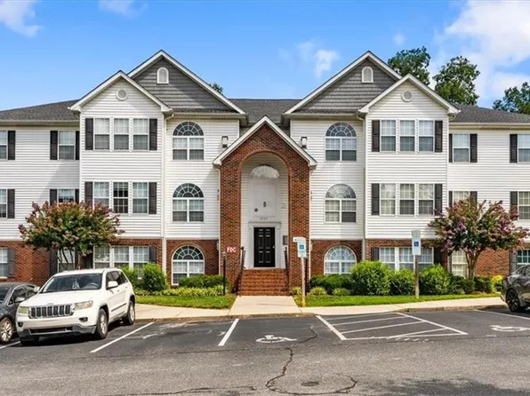 4325 Cedarcroft Ct APT 3D, Greensboro, NC 27409