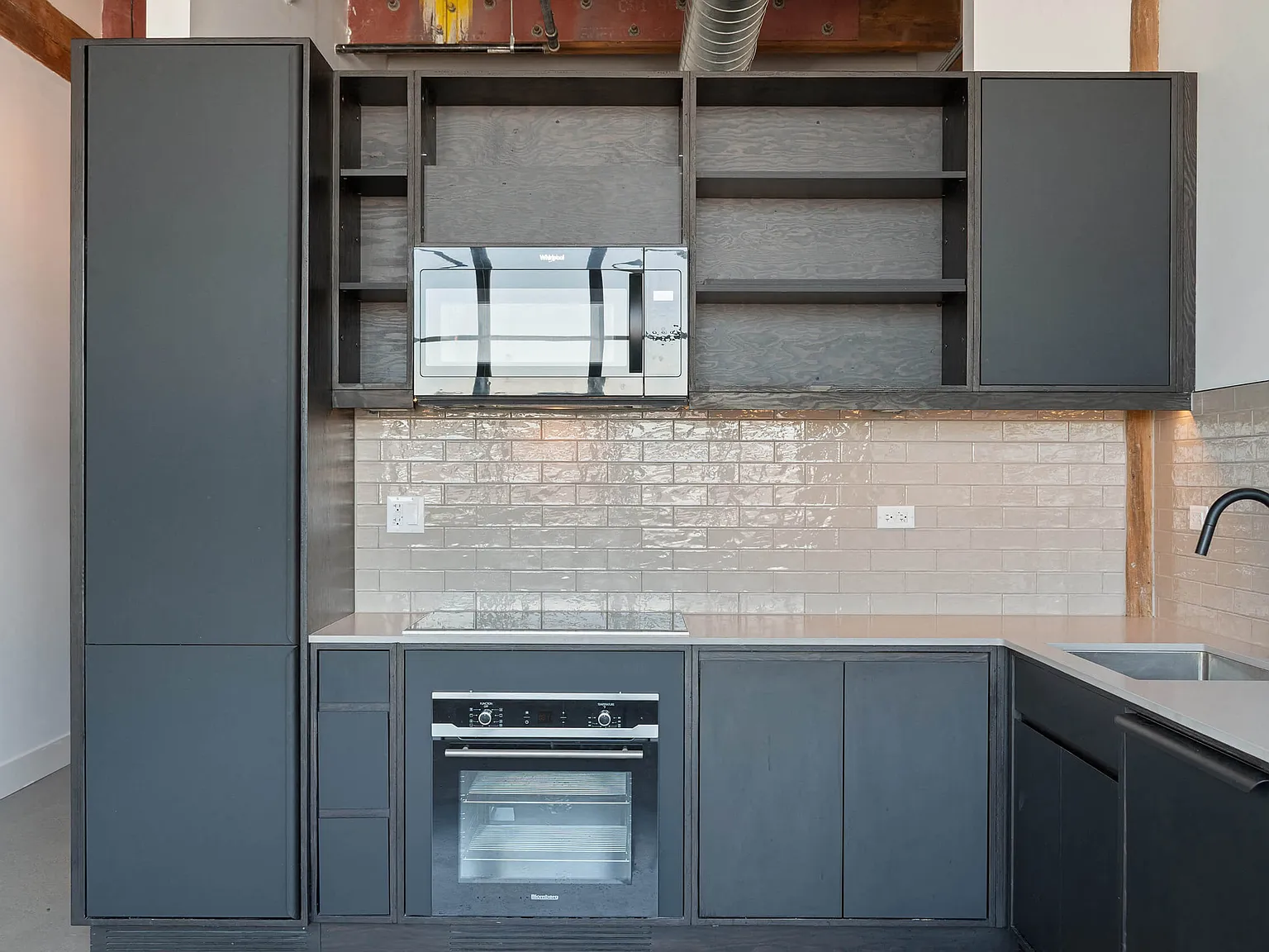 Southport Lofts — Photo 3