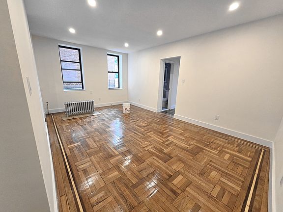 5th image of 3083 29th St APT A3