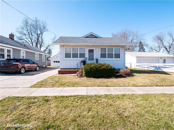 617 W 6th St S, Newton, IA 50208