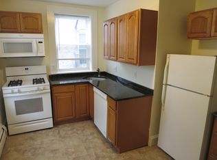 2 Cypress St APT 3, Somerville, MA 02143