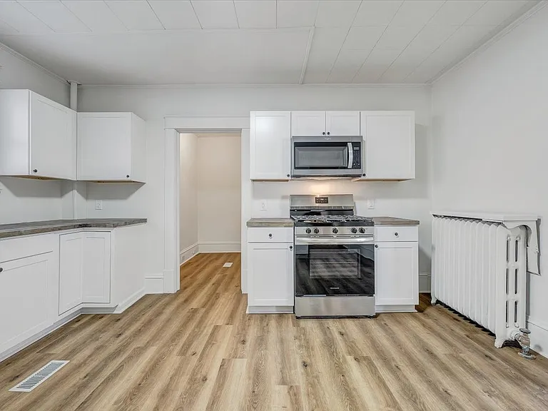1518 Chapman Ave SW — Photo 26