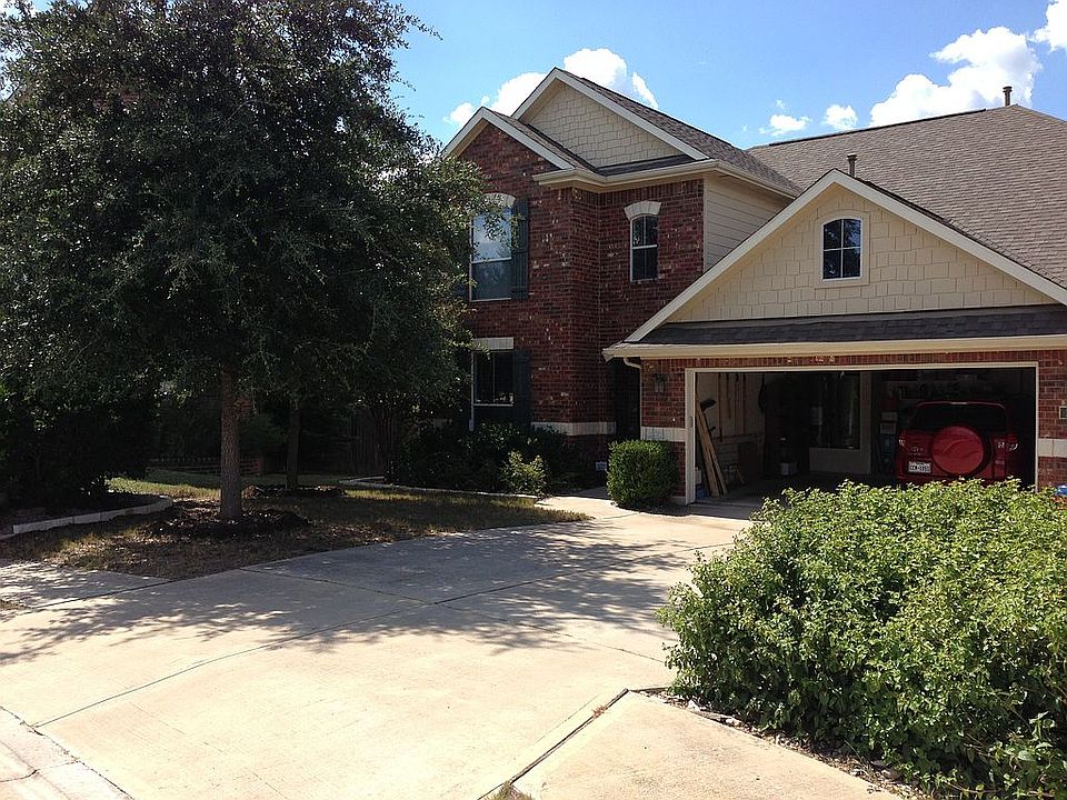 1st image of 209 Walnut Creek Dr