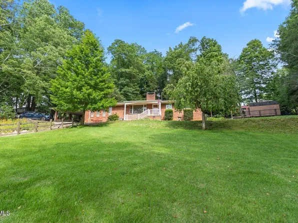 720 Holly Ave, Erwin, TN 37650