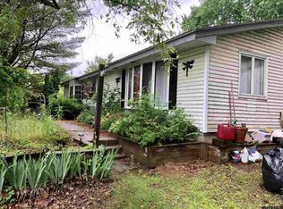 109 Old Gick Rd, Saratoga Springs, NY 12866