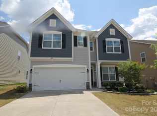 2400 Palmdale Walk Dr, Fort Mill, SC 29708