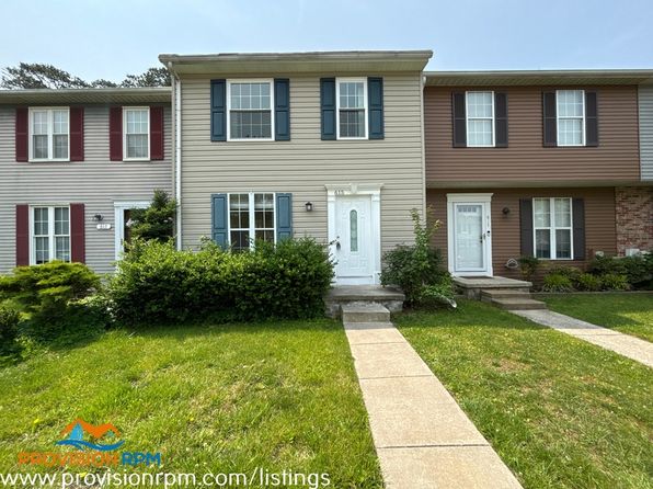 615 Stone Wheel Ct E