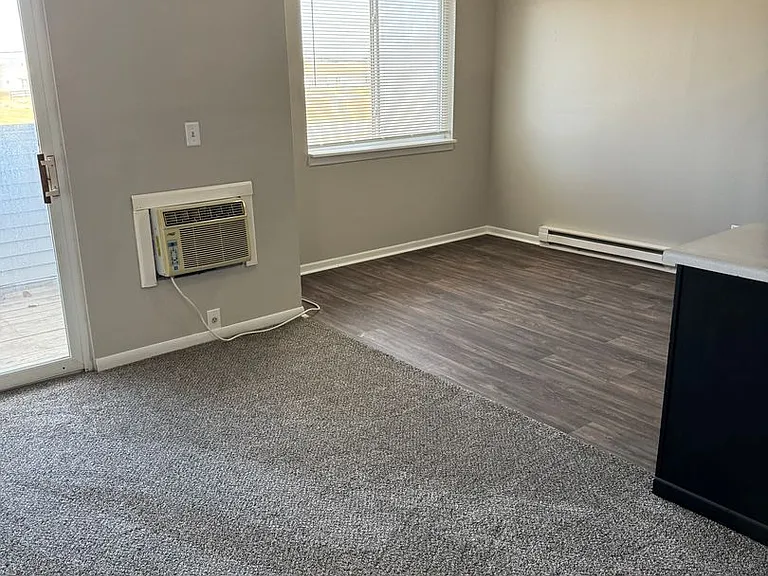 1001 W Wayne St #6-B — Photo 7