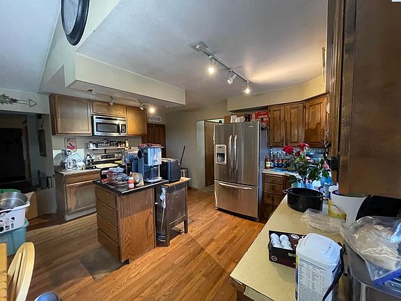 5th image of 308 N Roberts Rd