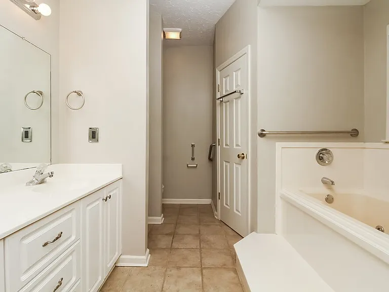 1802 Cascade Ct — Photo 13