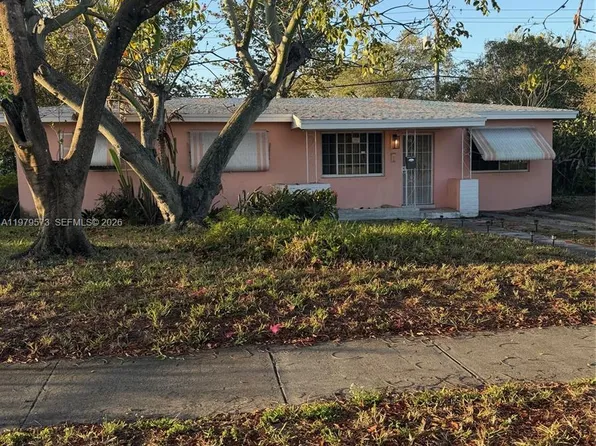 2910 NW 175th St, Miami Gardens, FL 33056