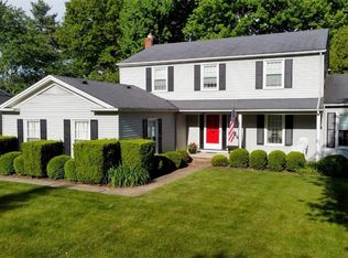 362 Appleblossom Ln, Bay Village, OH
