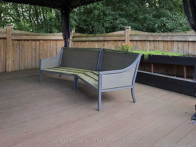 453 Mahogany Ct — Photo 27
