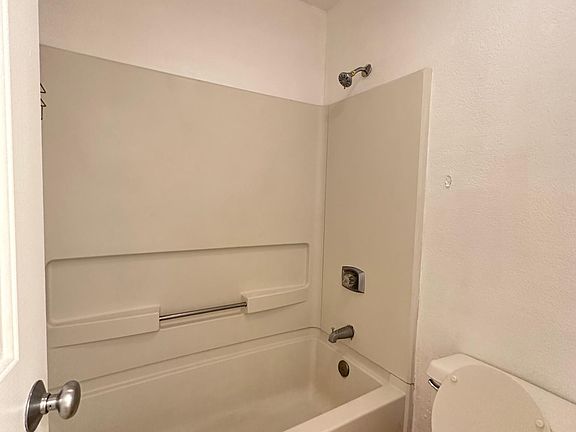 5th image of 3440 Lebon Dr APT 4202