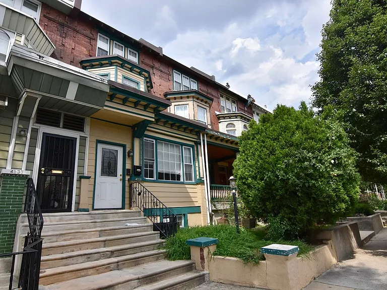 4640 Sansom St #O1 — Photo 36