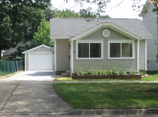 323 High Grove Blvd, Akron, OH 44312