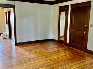 918-920 E 41st St #2W, Kansas City, MO 64110