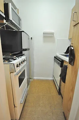 Rented by Keller Williams NYC | media 25