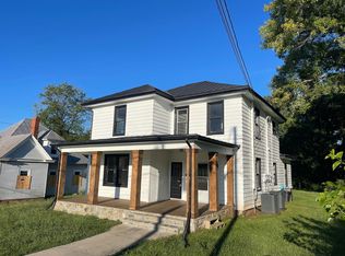 212 College St, Martinsville, VA 24112