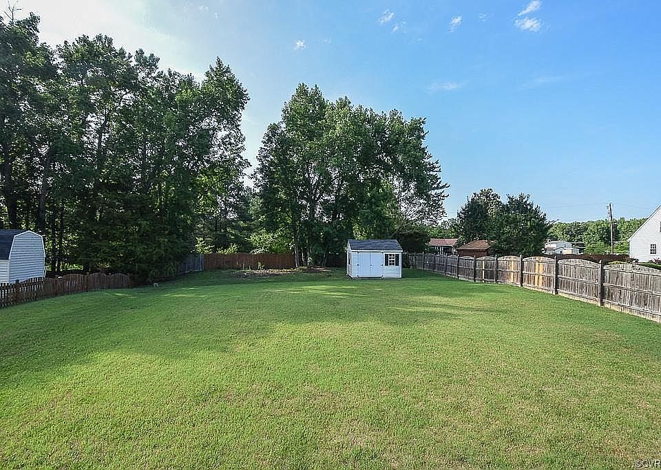 2nd image of 4986 Hanover Meadow Dr