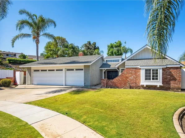 1320 N Saratoga St, Orange, CA 92869