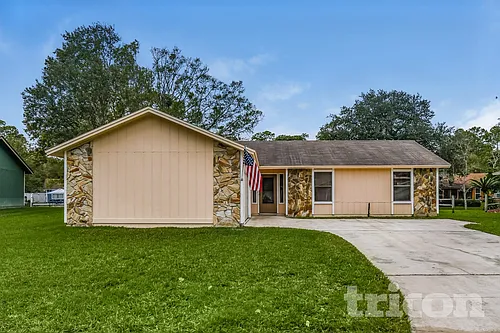 10660 Squires Ct Photo 1