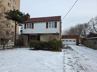 1097 Pharmacy Ave, Toronto, ON