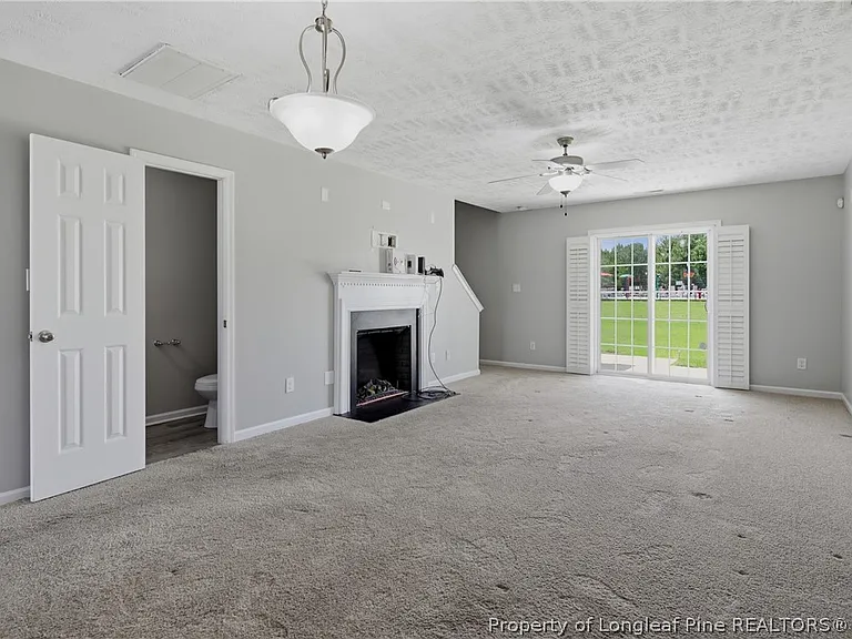 142 Collinwood Dr #821 — Photo 6