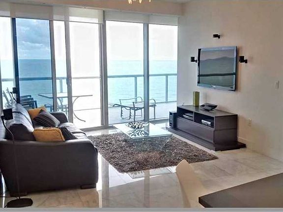 3rd image of 17121 Collins Ave APT 1002
