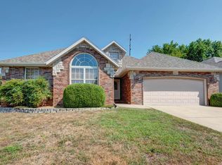 2123 W Melbourne Ct, Springfield, MO 65810
