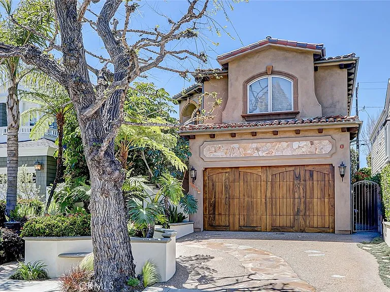 3005 N Poinsettia Ave — Photo 2