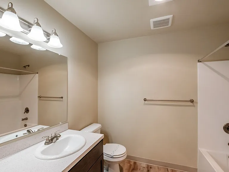 Santiam Gateway Apartments — Photo 25