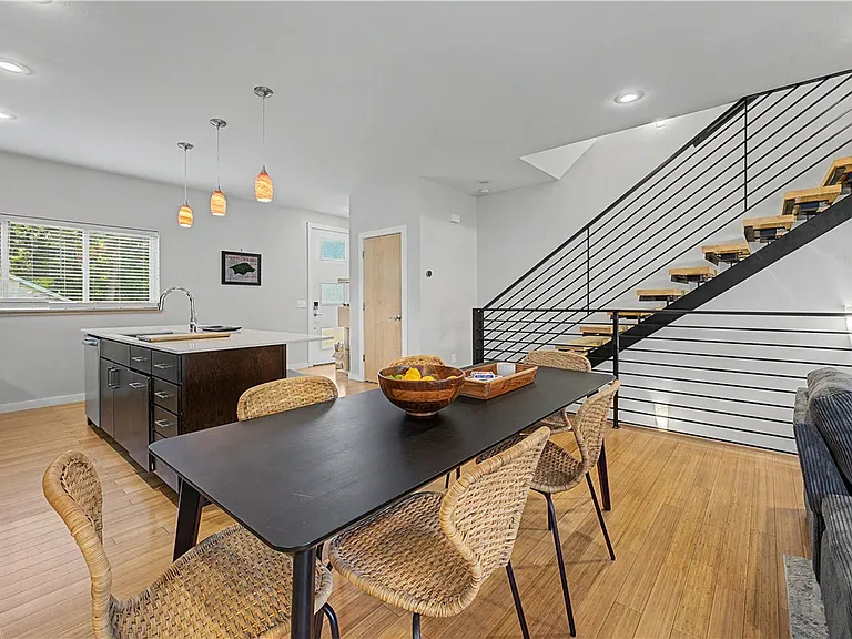 175 W Martin Luther King Blvd — Photo 10