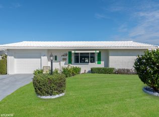 2393 SW 11th Ave, Boynton Beach, FL 33426