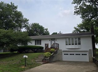 2213 Millwood Dr, Atchison, KS 66002