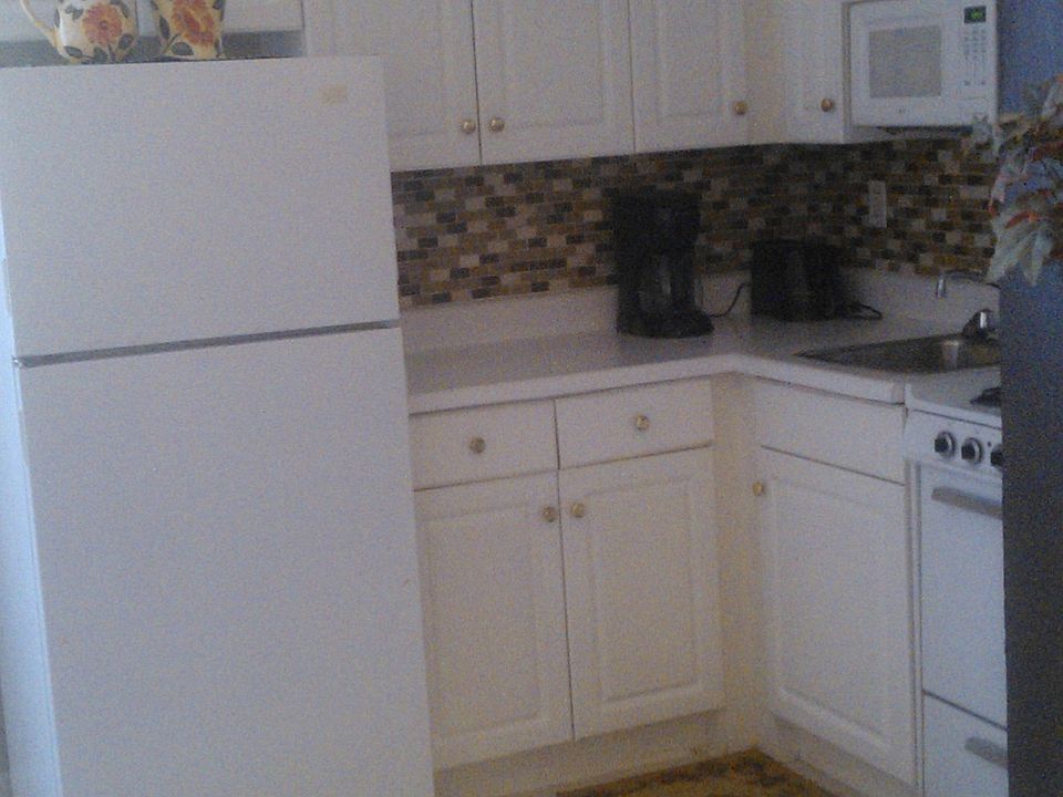 2nd image of 537 S 3rd St APT 909