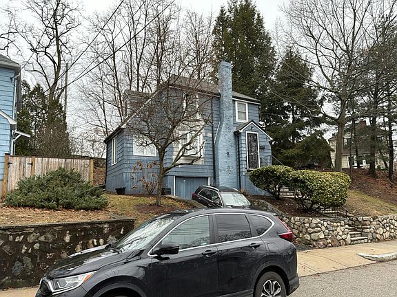 3rd image of 11 Braeburn Rd