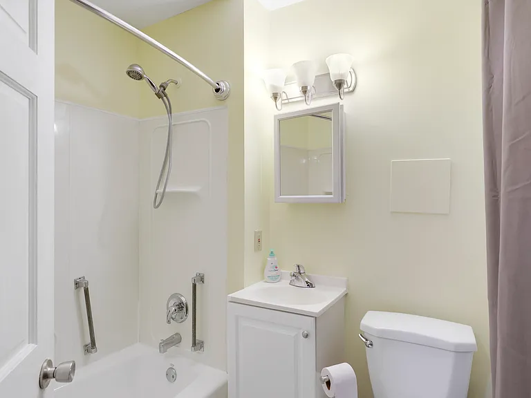 451 Taylor St NE #1 — Photo 2