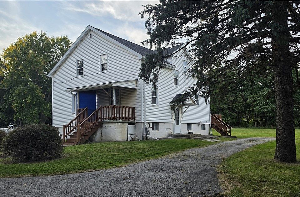 1st image of 125 Elkin Ave