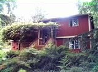 61 Red Cedar Ln, Oak Harbor, WA 98277